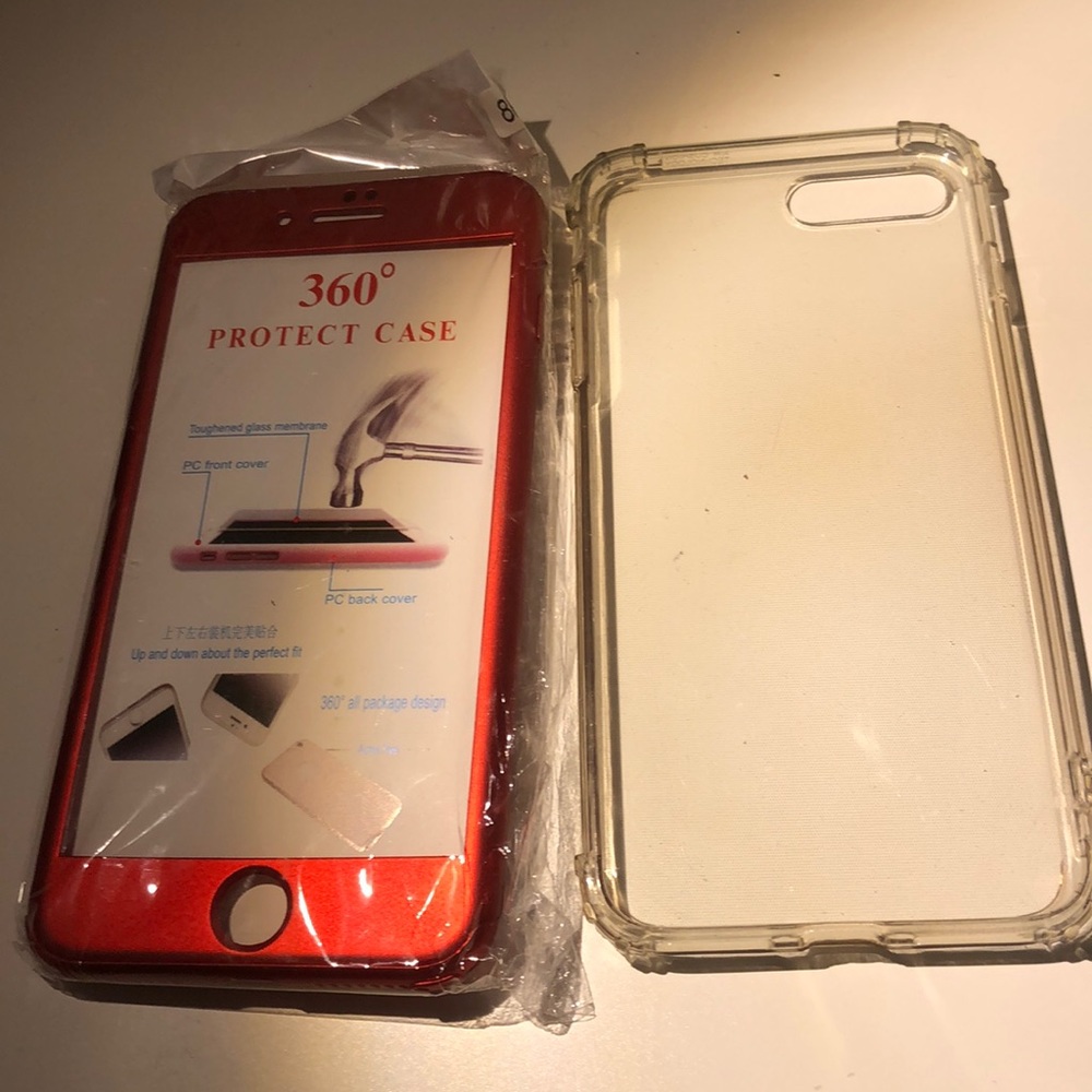 Iphone 8+ clear case along with red skin
